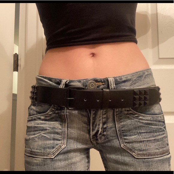 All black scene studded belt 💕 - Picture 4 of 4